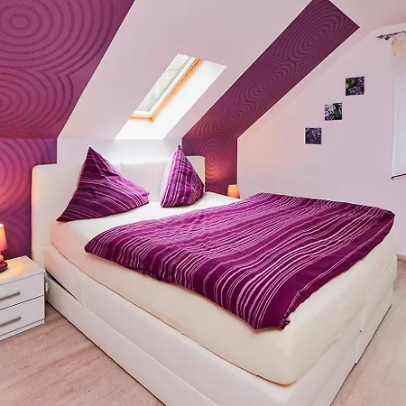 Ferienwohnungen & Campingfaesser Am Kunstteich Wettelrode Room photo
